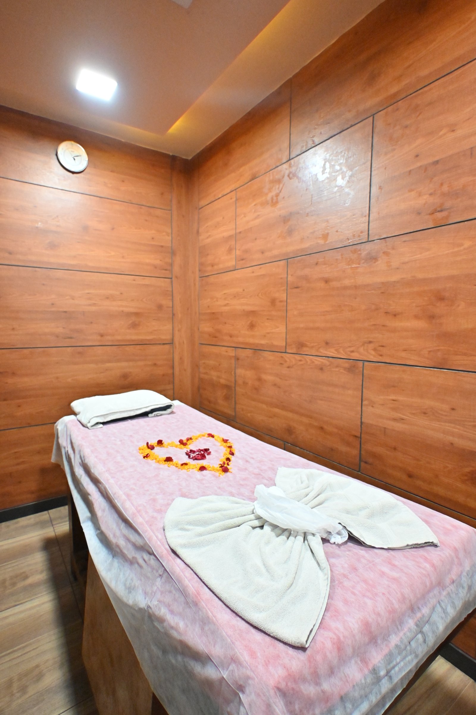 Premium massage spa gallery at Blue Lotus Spa Chembur